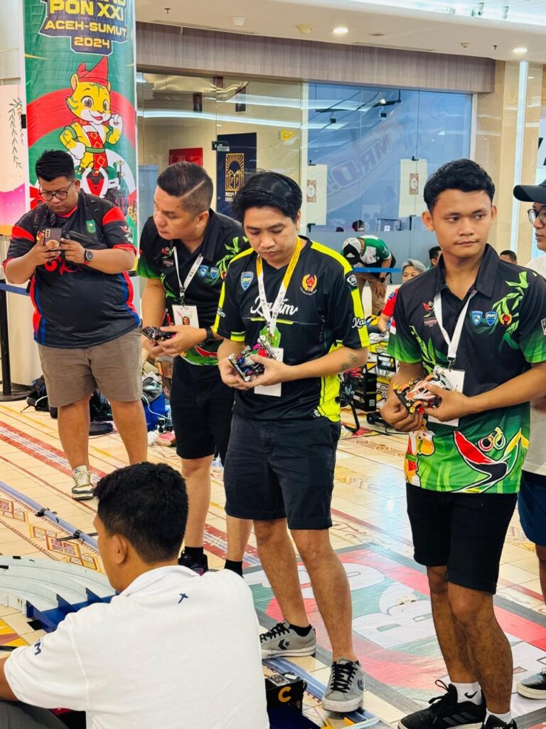 Foto: Tiga atlet Kaltim yaitu Tayyib Sultan, Adittia Kurniawan, dan Fandrayoda Kastara Gafilah.