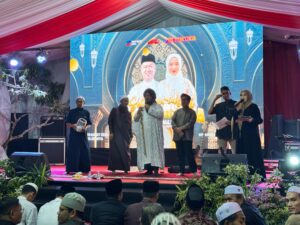 Wakil Bupati bersama Ustaz Dery Sulaiman