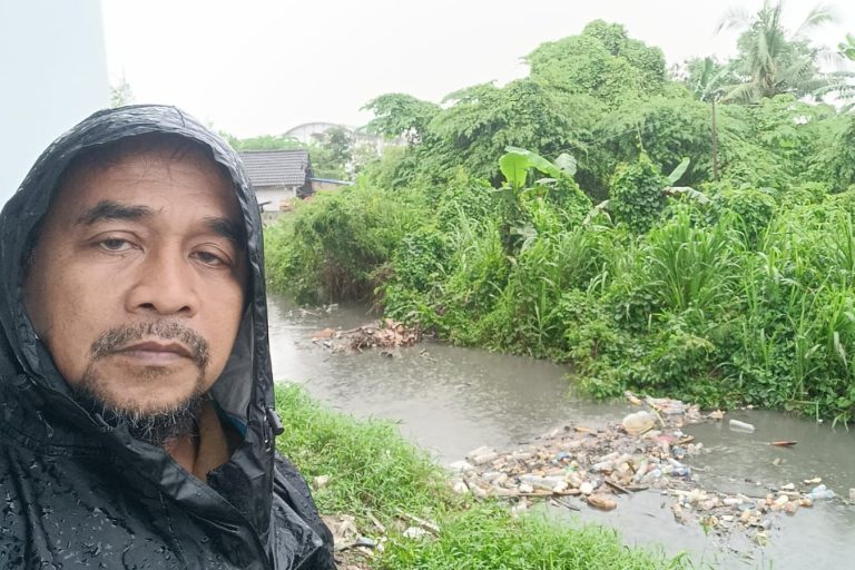 Lurah Sempaja Selatan, Akui 3 Kali Warga Melapor Soal Sampah Pelastik Dari Gor Kadrie Oening.