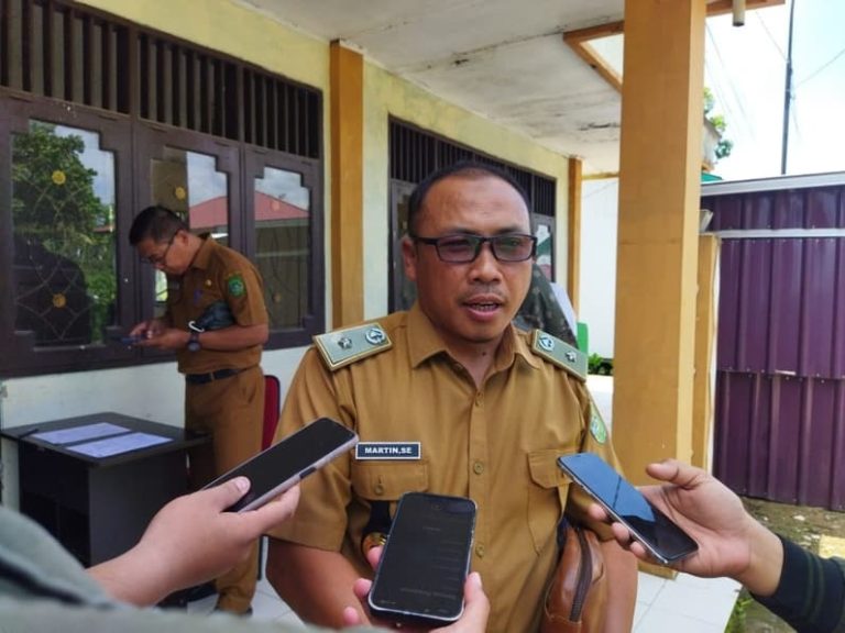 Kepala Desa Loa Raya, Martin (Istimewa)