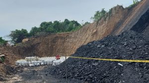 Ilustrasi pertambangan yang masih ada di Kota Samarinda.