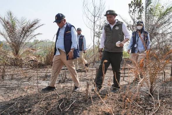 Menteri Kehutanan Raja Juli Antoni