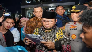 7 Tuntutan Massa Geruduk Kantor Gubernur Kaltim